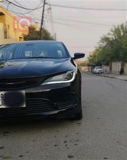 Chrysler 200
